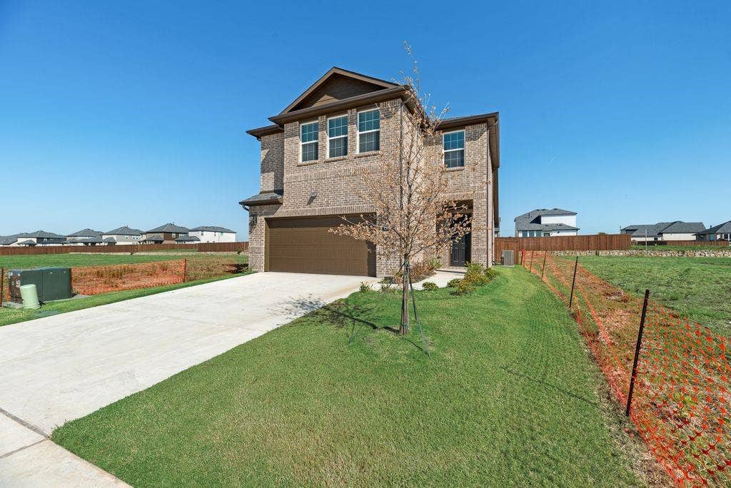 1537 Vermillion Street, Forney, TX 75126 1537 Vermillion Street, Forney, TX 75126