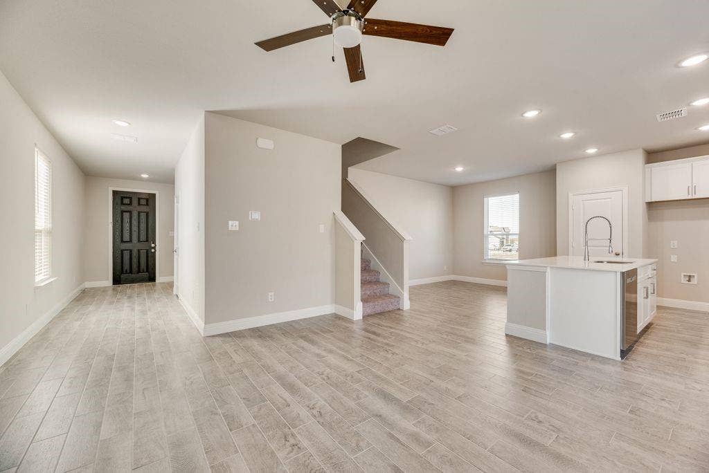 1537 Vermillion Street, Forney, TX 75126 1537 Vermillion Street, Forney, TX 75126