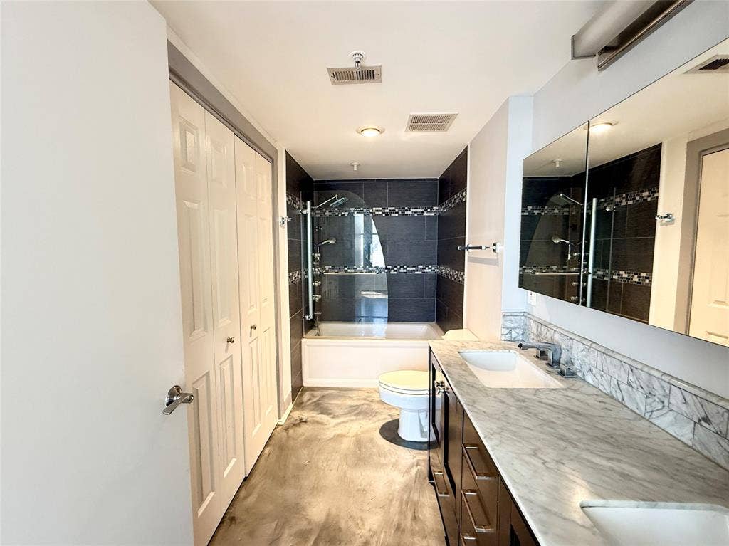 2502 Live Oak Street, #128, Dallas, TX 75204 2502 Live Oak Street, #128, Dallas, TX 75204