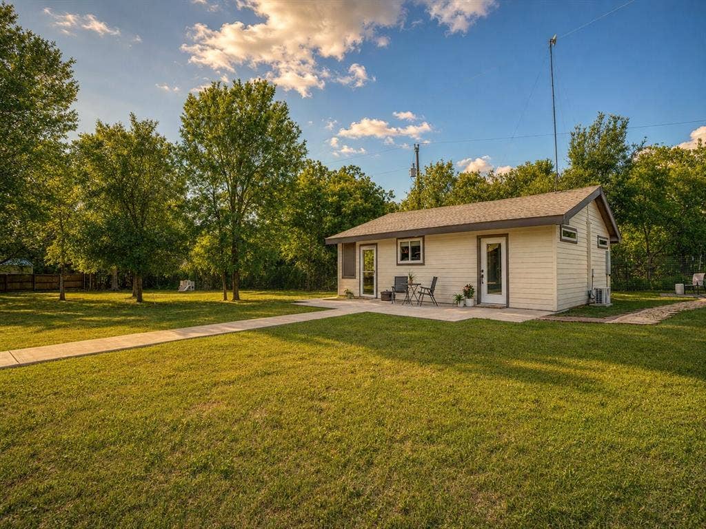 104 Windsong Court, Weatherford, TX 76087