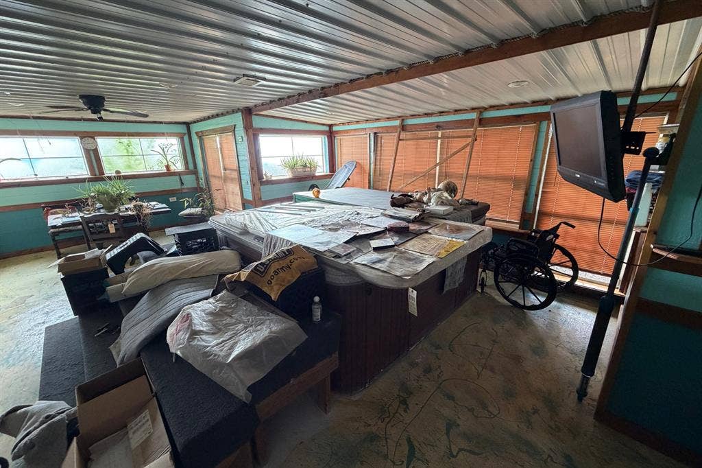 2291 E Quinlan Parkway, Quinlan, TX 75474 2291 E Quinlan Parkway, Quinlan, TX 75474