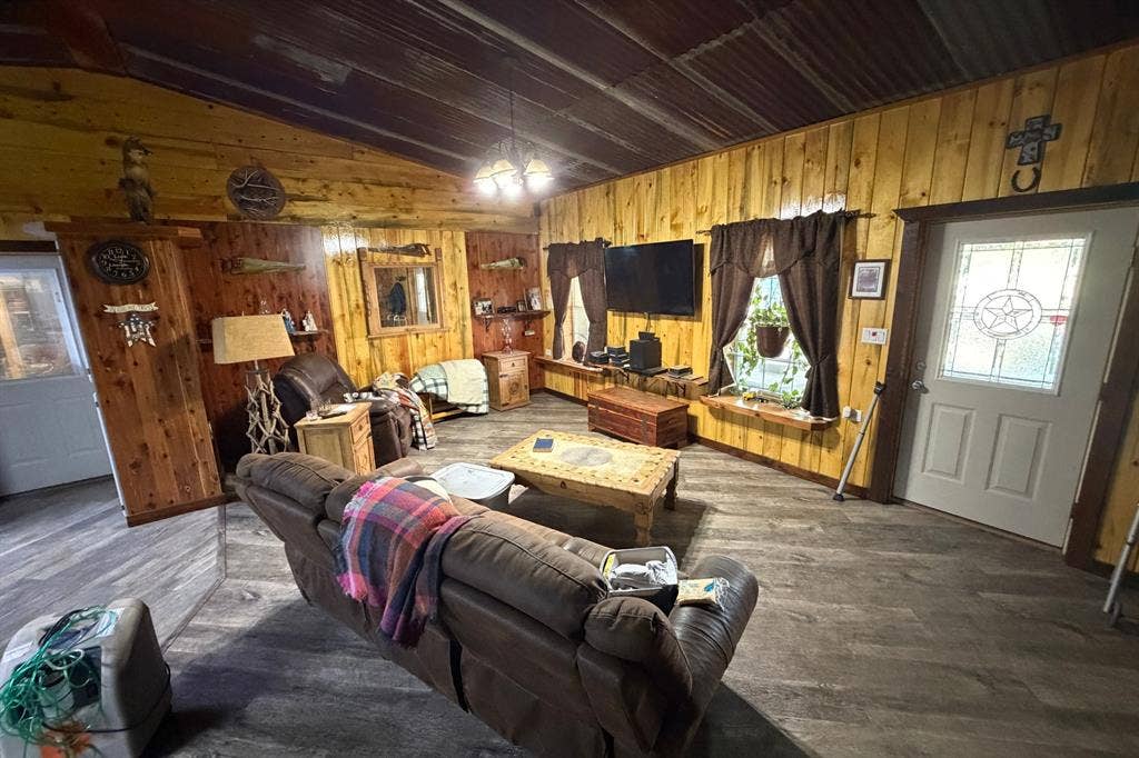 2291 E Quinlan Parkway, Quinlan, TX 75474 2291 E Quinlan Parkway, Quinlan, TX 75474
