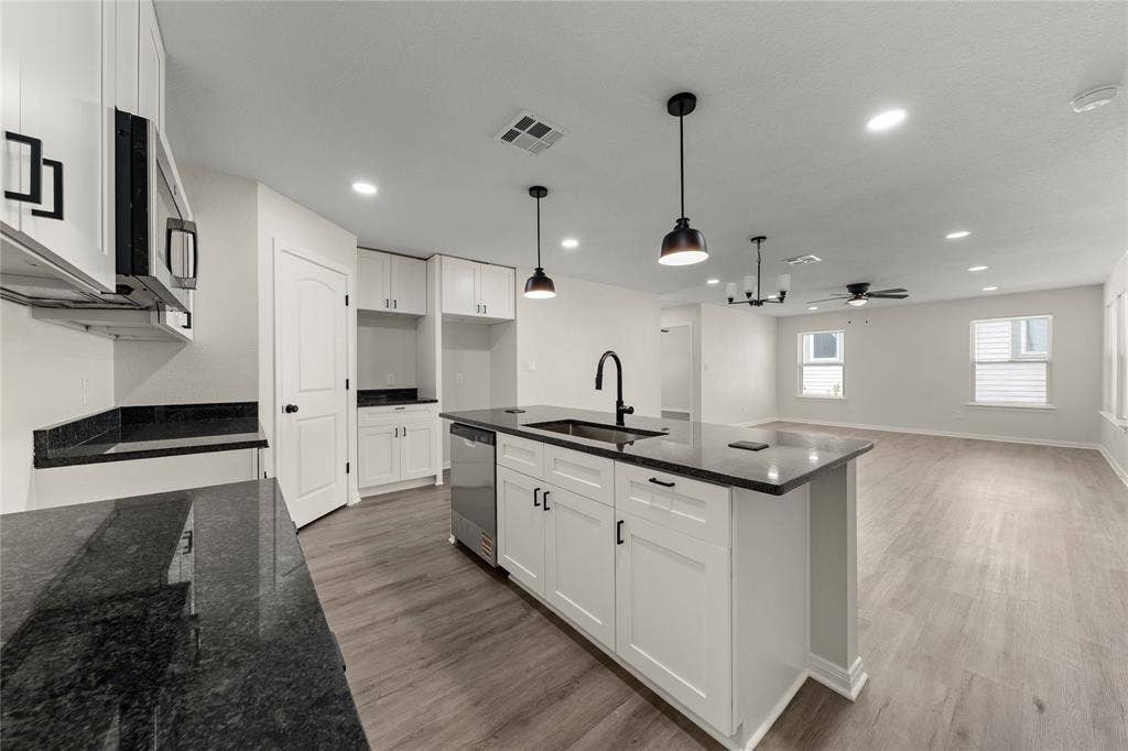 1912 Morrow Avenue, Waco, TX 76707 1912 Morrow Avenue, Waco, TX 76707