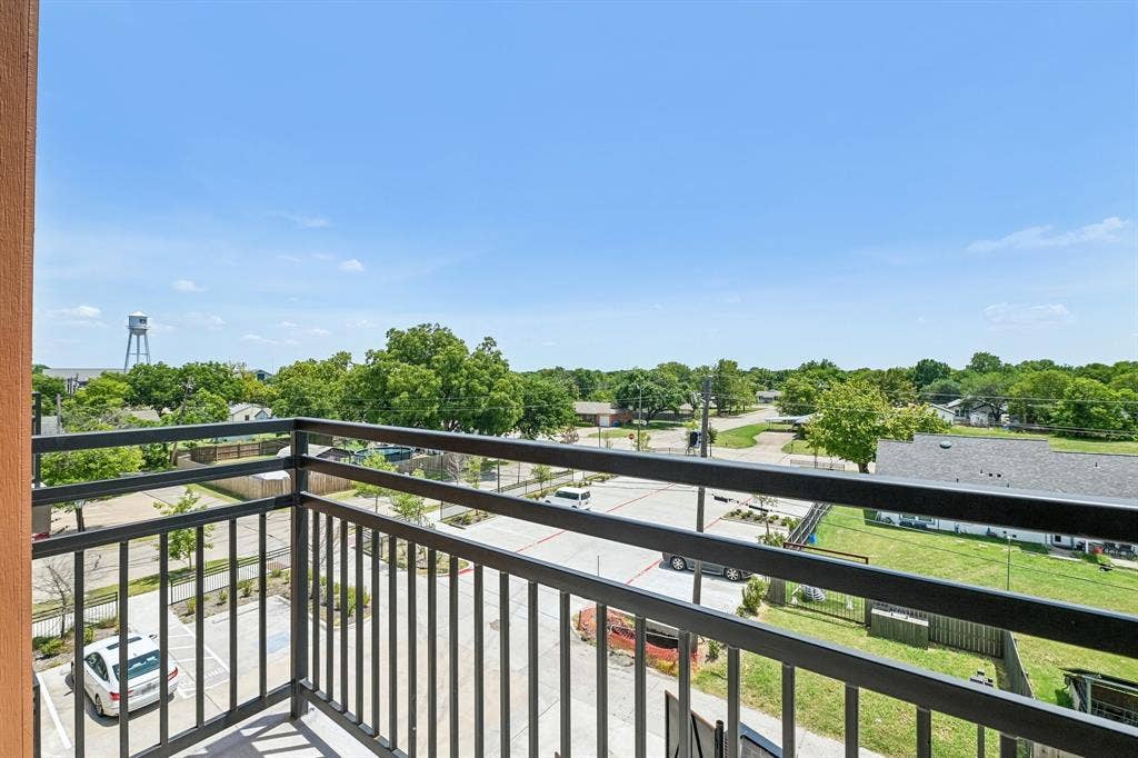 3522 Main Street, #201, Rowlett, TX 75088 3522 Main Street, #201, Rowlett, TX 75088