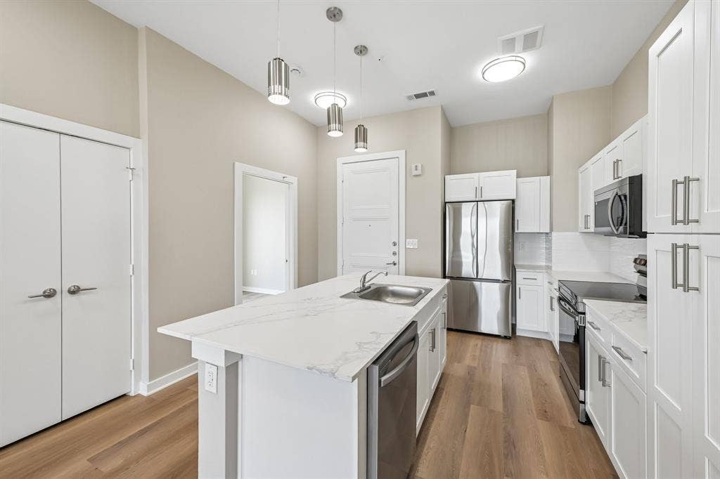 3522 Main Street, #201, Rowlett, TX 75088 3522 Main Street, #201, Rowlett, TX 75088