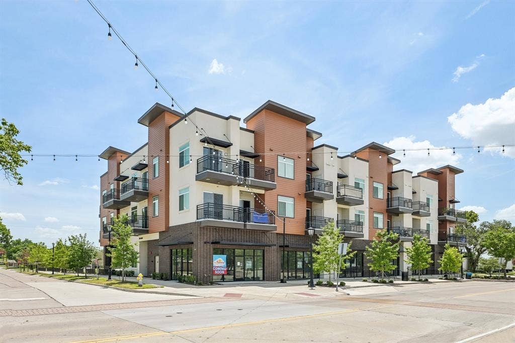 3522 Main Street, #201, Rowlett, TX 75088 3522 Main Street, #201, Rowlett, TX 75088