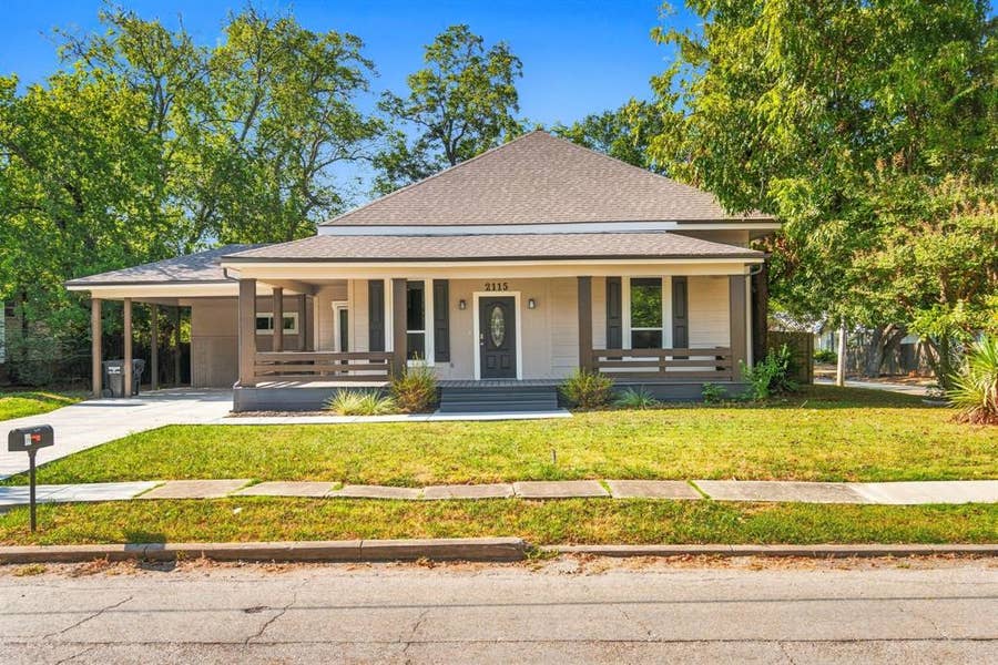 Property photo for 2115 Walworth Street, Greenville, TX