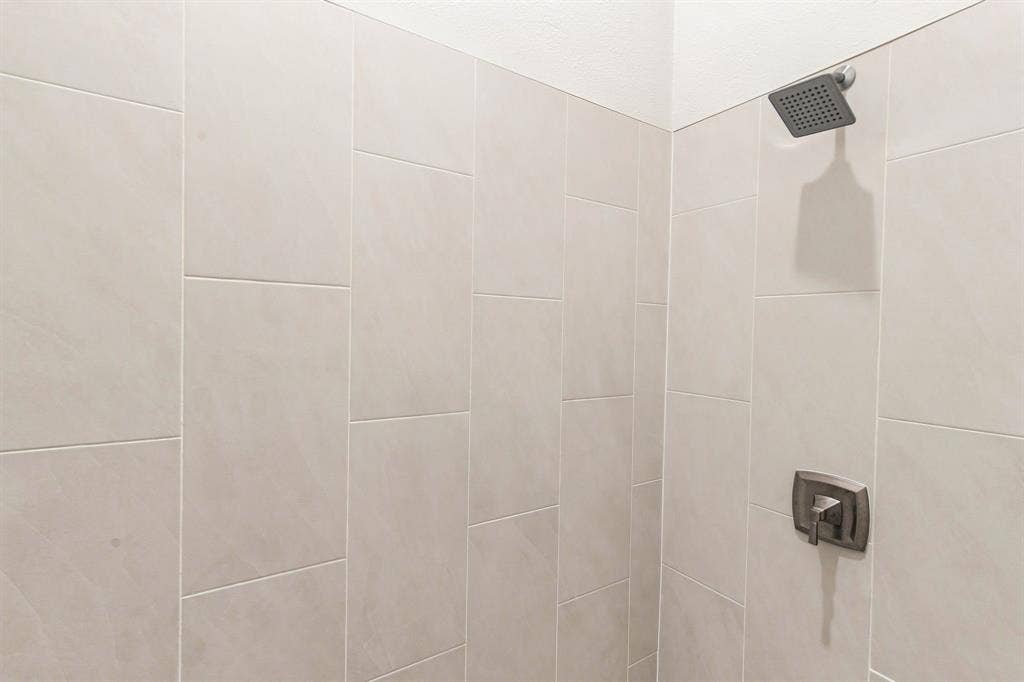 2115 Walworth Street, Greenville, TX 75401 2115 Walworth Street, Greenville, TX 75401