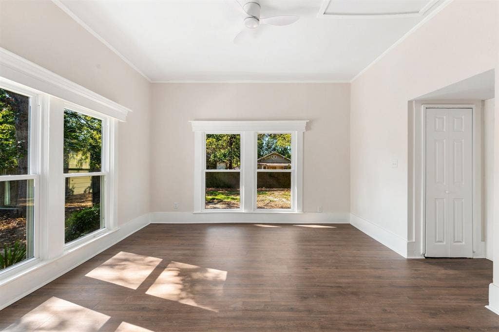 2115 Walworth Street, Greenville, TX 75401 2115 Walworth Street, Greenville, TX 75401