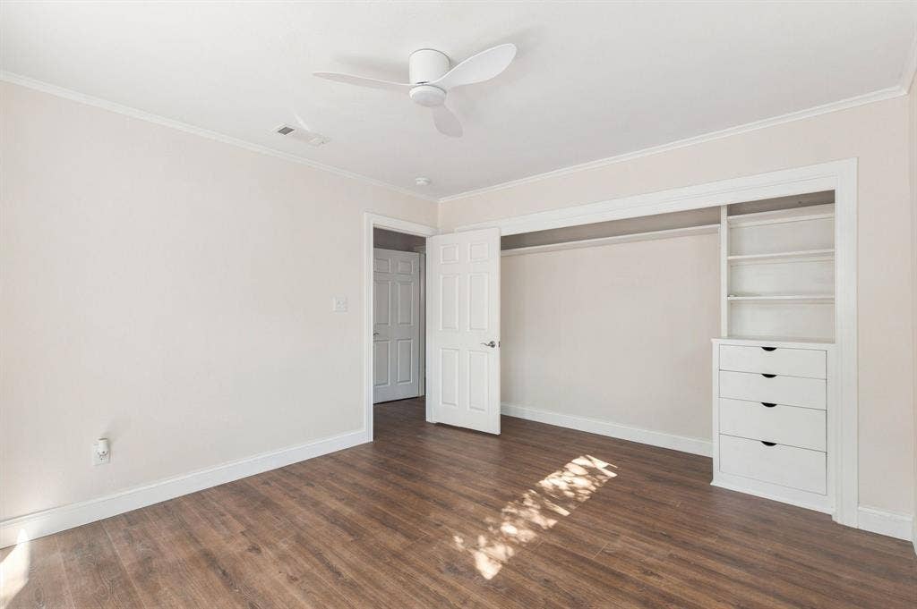2115 Walworth Street, Greenville, TX 75401 2115 Walworth Street, Greenville, TX 75401