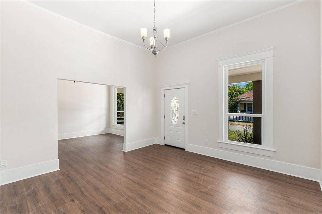 2115 Walworth Street, Greenville, TX 75401 2115 Walworth Street, Greenville, TX 75401