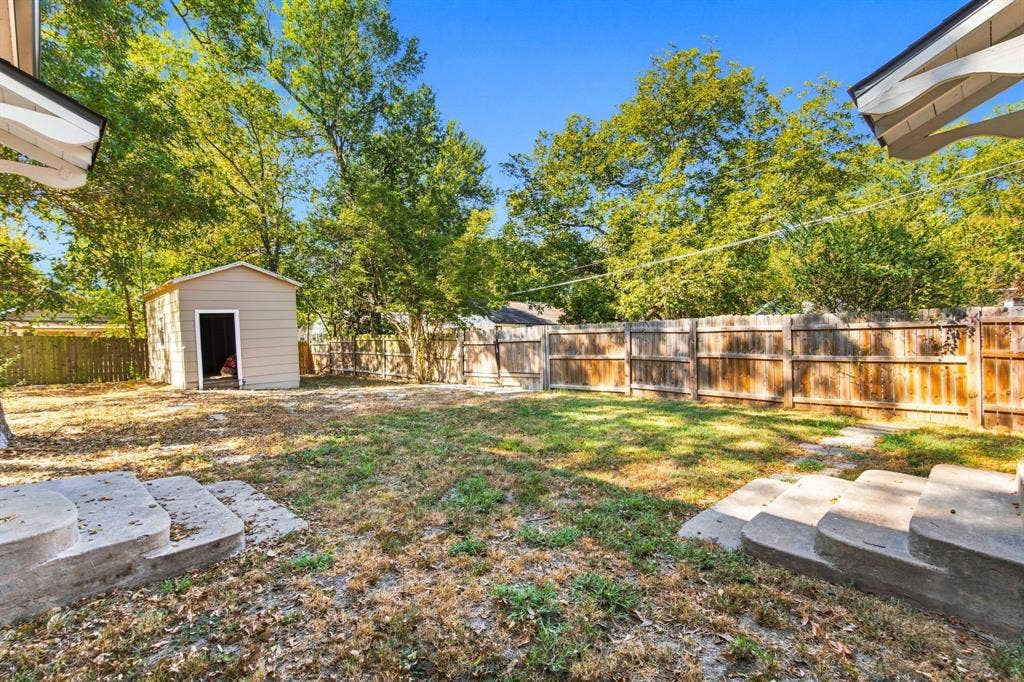 2115 Walworth Street, Greenville, TX 75401 2115 Walworth Street, Greenville, TX 75401