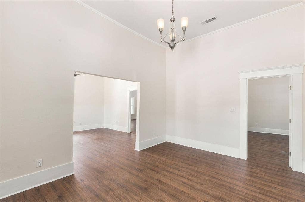 2115 Walworth Street, Greenville, TX 75401 2115 Walworth Street, Greenville, TX 75401