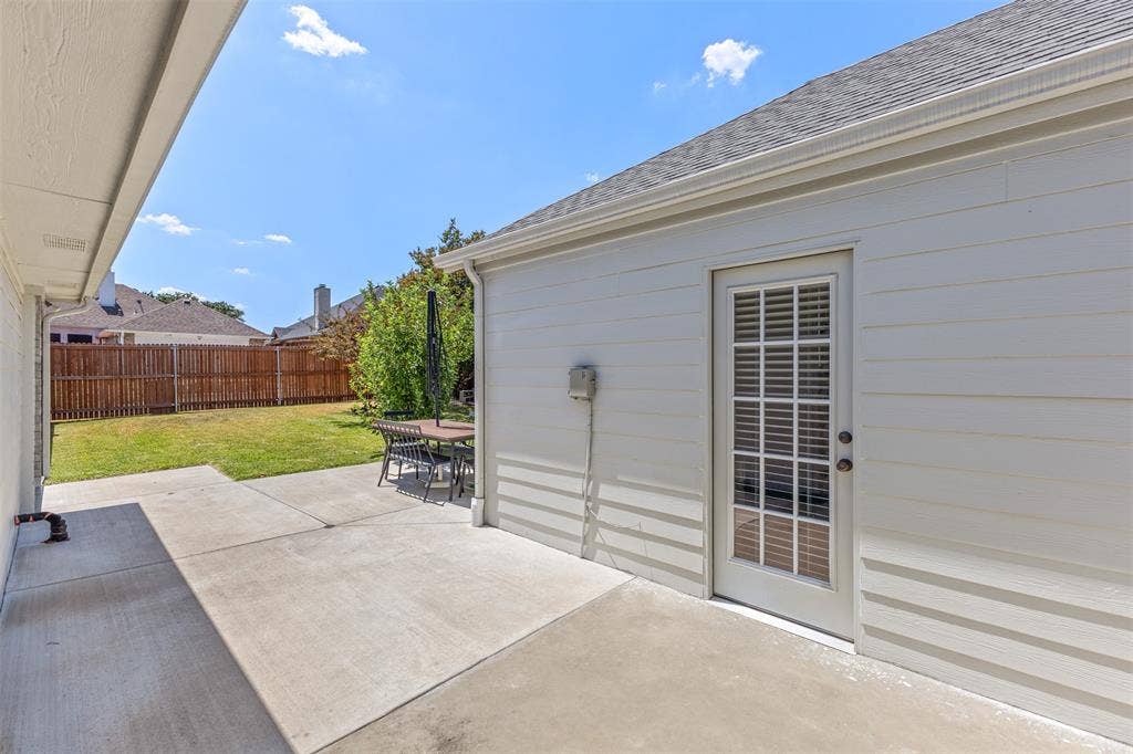 1938 Woodglen Drive, Mesquite, TX 75149 1938 Woodglen Drive, Mesquite, TX 75149