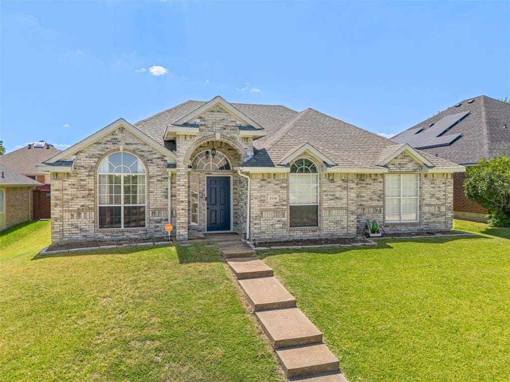 1938 Woodglen Drive, Mesquite, TX 75149 1938 Woodglen Drive, Mesquite, TX 75149