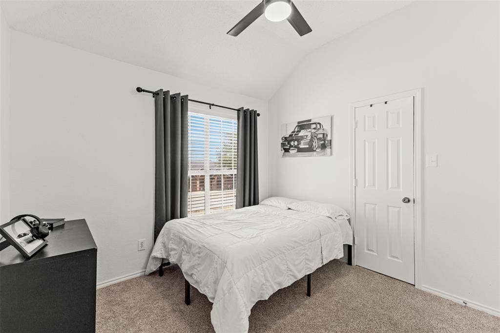 1938 Woodglen Drive, Mesquite, TX 75149 1938 Woodglen Drive, Mesquite, TX 75149