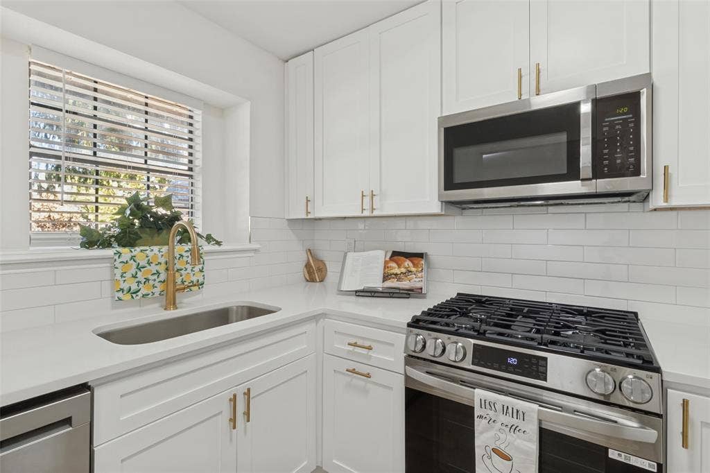3602 Lofland Lane, Rowlett, TX 75088 3602 Lofland Lane, Rowlett, TX 75088
