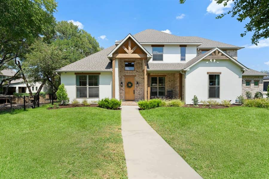 Property photo for 477 Stone Canyon Drive, Sunnyvale, TX