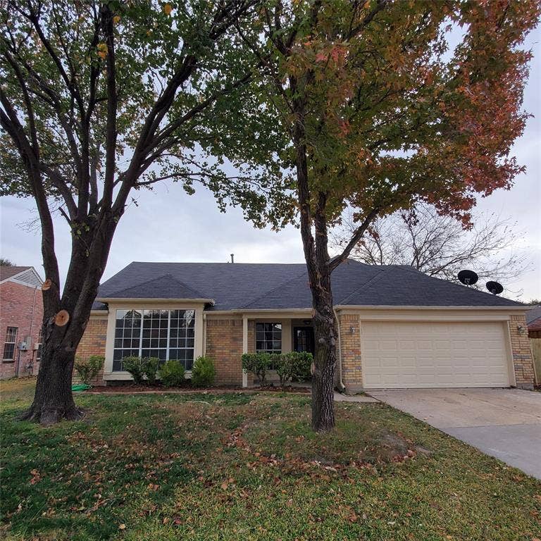 Property photo for 8006 Yacht Club Drive, Rowlett, TX