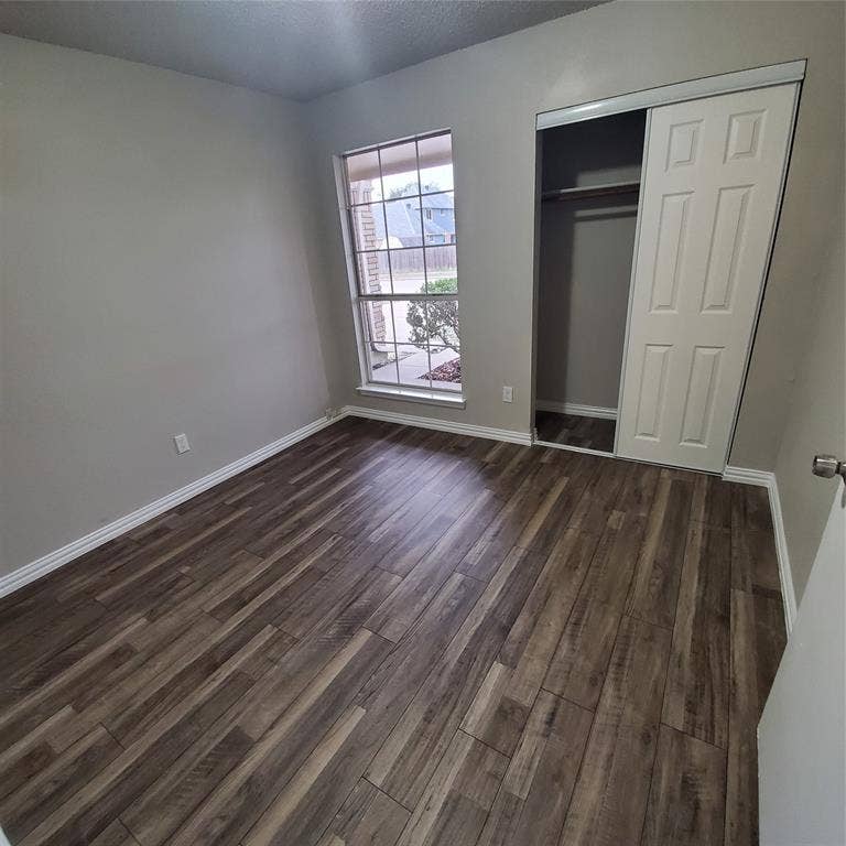 8006 Yacht Club Drive, Rowlett, TX 75089 8006 Yacht Club Drive, Rowlett, TX 75089