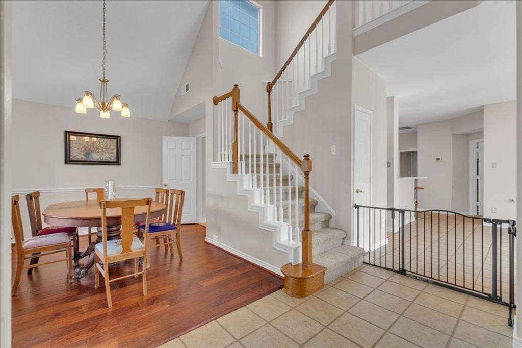 305 Moss Hill Road, Irving, TX 75063 305 Moss Hill Road, Irving, TX 75063