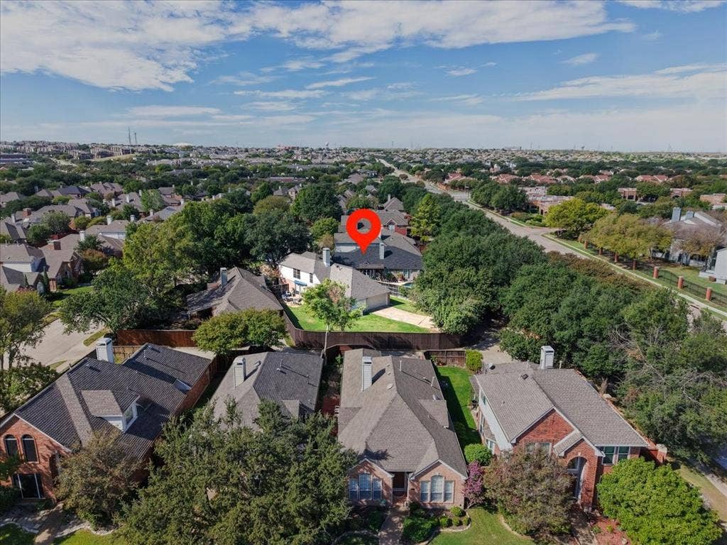 305 Moss Hill Road, Irving, TX 75063 305 Moss Hill Road, Irving, TX 75063