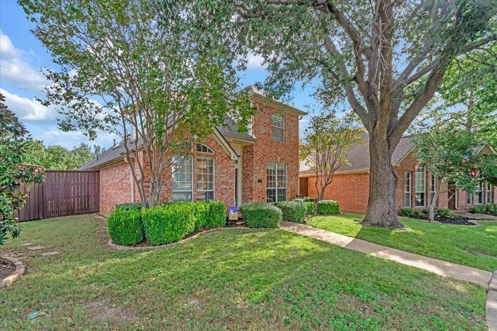 305 Moss Hill Road, Irving, TX 75063 305 Moss Hill Road, Irving, TX 75063