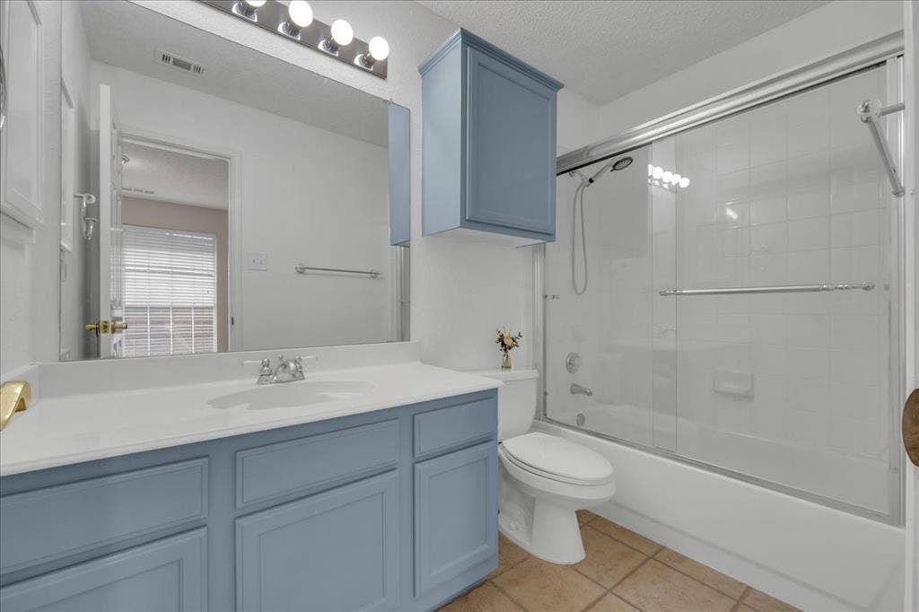 305 Moss Hill Road, Irving, TX 75063 305 Moss Hill Road, Irving, TX 75063
