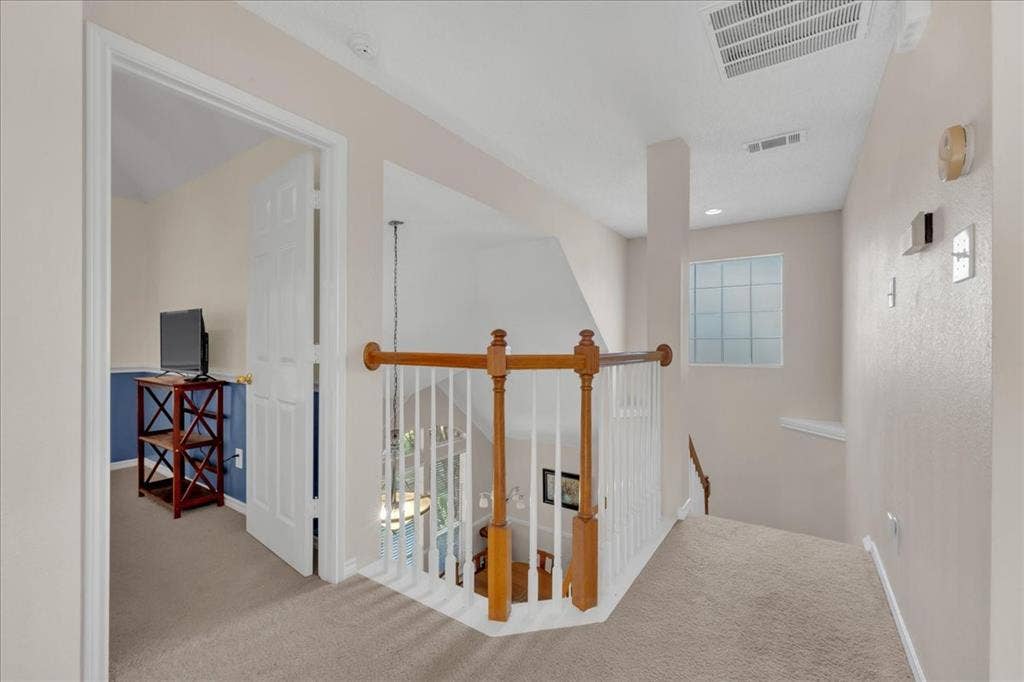 305 Moss Hill Road, Irving, TX 75063 305 Moss Hill Road, Irving, TX 75063