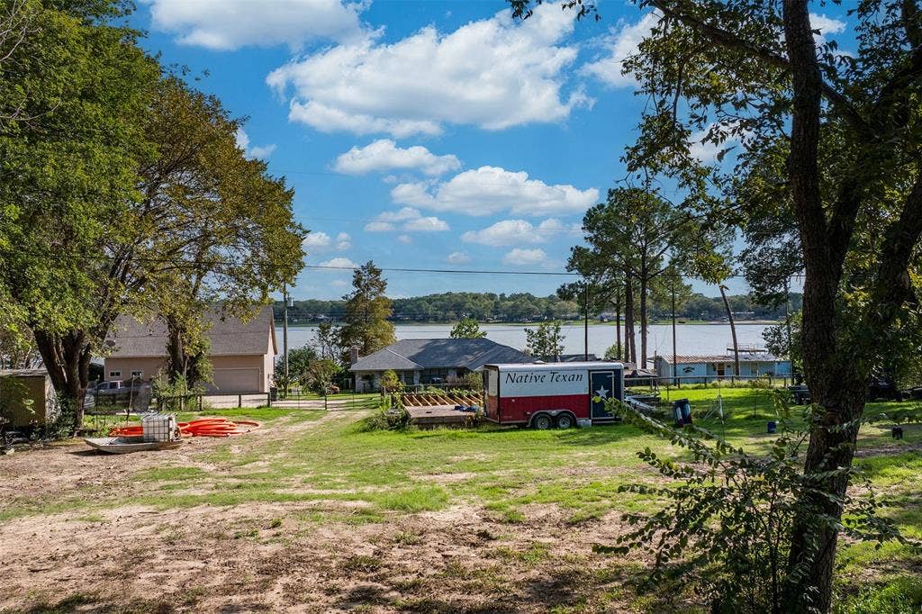 182 Starfish Lane, Mabank, TX 75156 182 Starfish Lane, Mabank, TX 75156