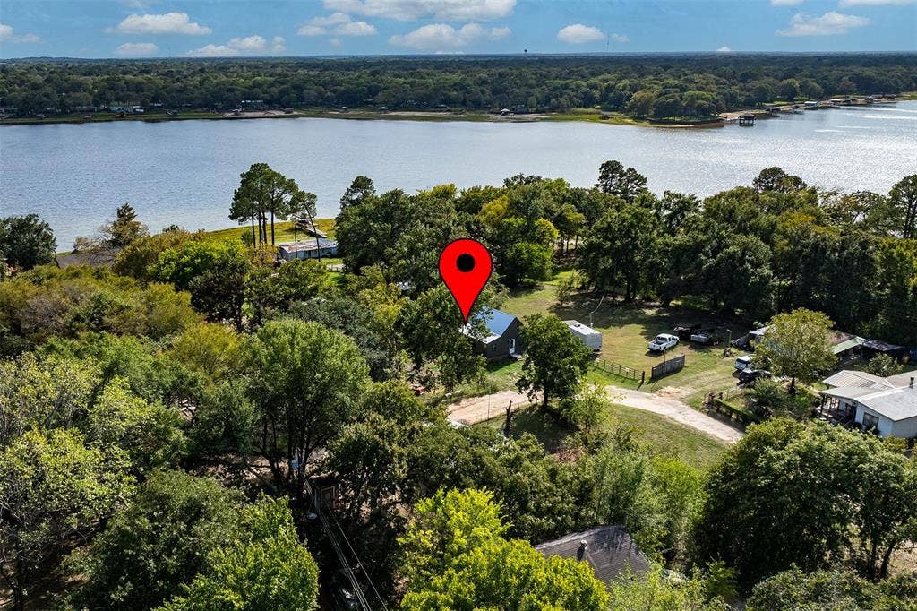 182 Starfish Lane, Mabank, TX 75156 182 Starfish Lane, Mabank, TX 75156