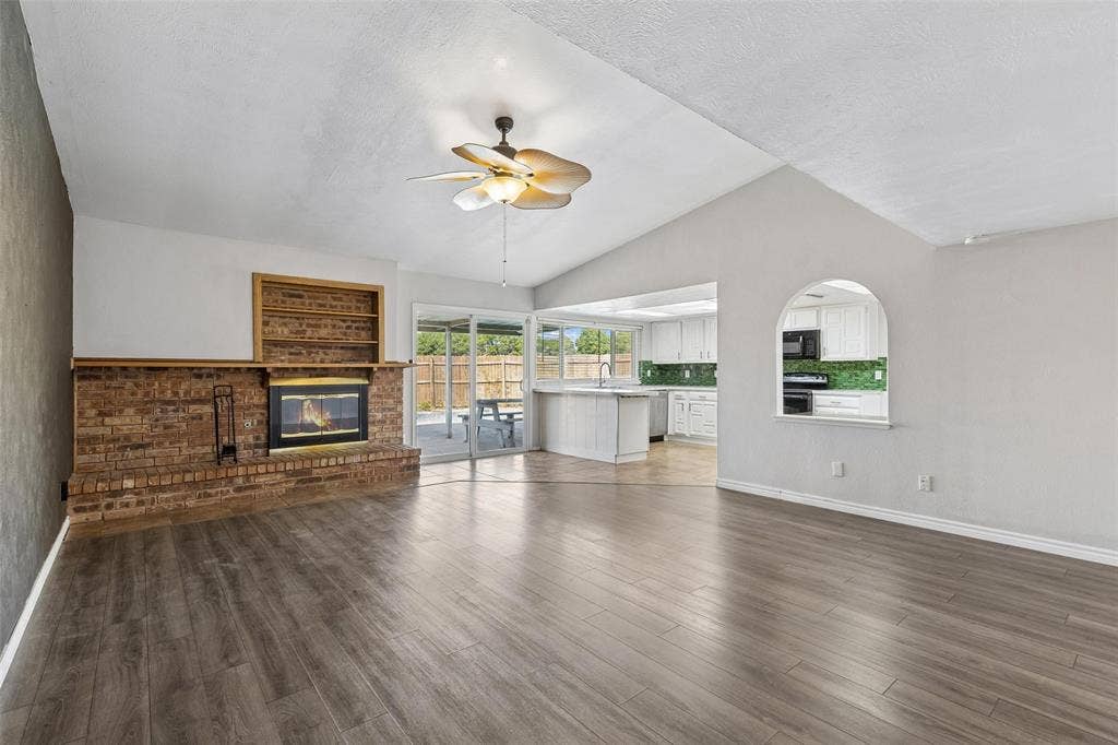 7319 Blackwillow Lane, Dallas, TX 75249 7319 Blackwillow Lane, Dallas, TX 75249