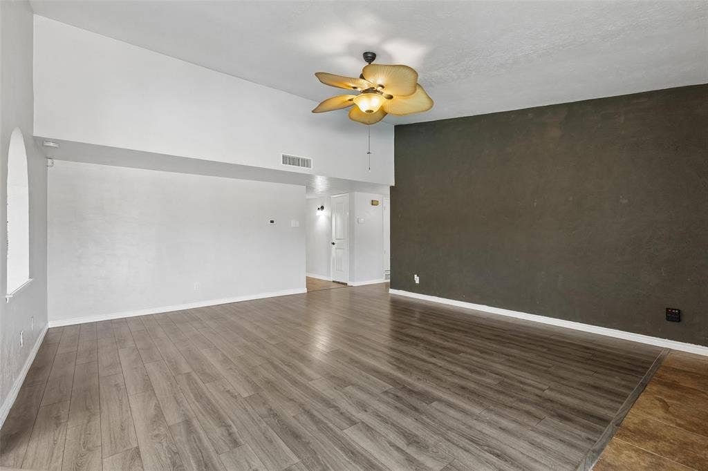 7319 Blackwillow Lane, Dallas, TX 75249 7319 Blackwillow Lane, Dallas, TX 75249