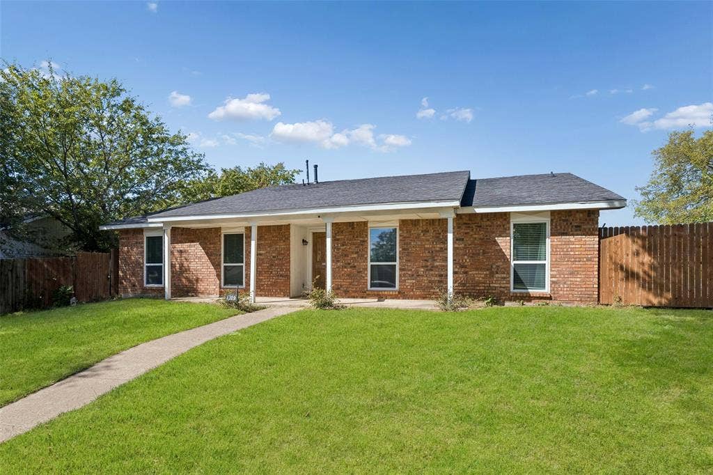 7319 Blackwillow Lane, Dallas, TX 75249 7319 Blackwillow Lane, Dallas, TX 75249