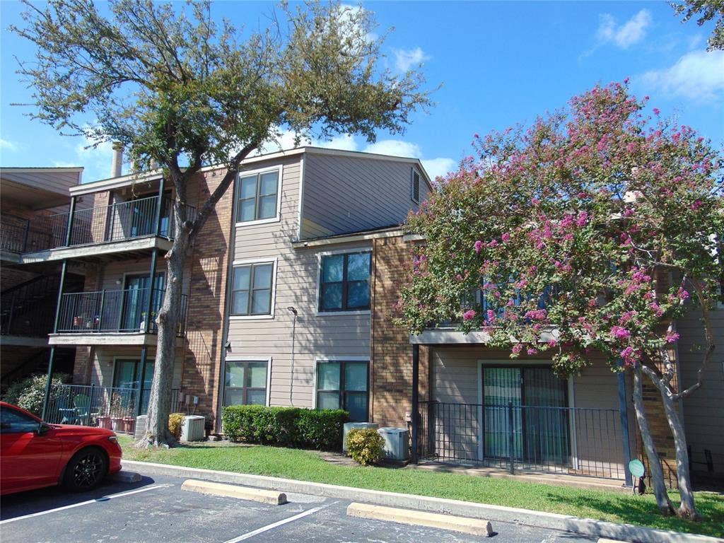 8109 Skillman Street, #1008, Dallas, TX 75231 8109 Skillman Street, #1008, Dallas, TX 75231