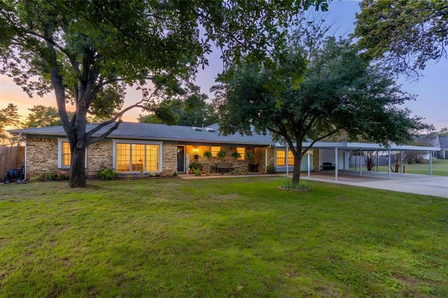Property photo for 117 Black Jack Lane, Burleson, TX
