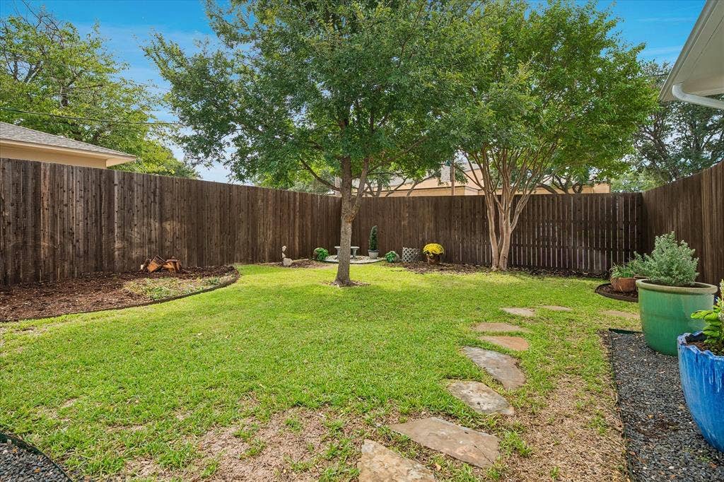 705 James Drive, Richardson, TX 75080