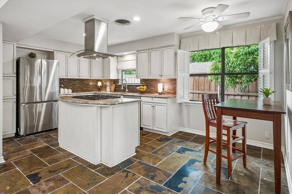 705 James Drive, Richardson, TX 75080