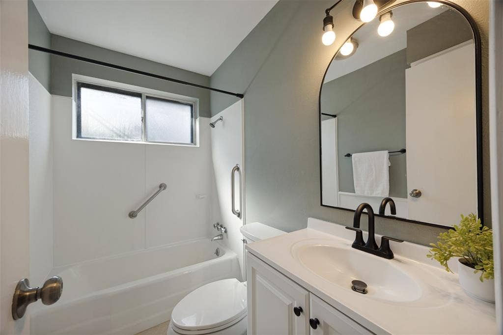 12657 Promenade Lane, Dallas, TX 75238 12657 Promenade Lane, Dallas, TX 75238