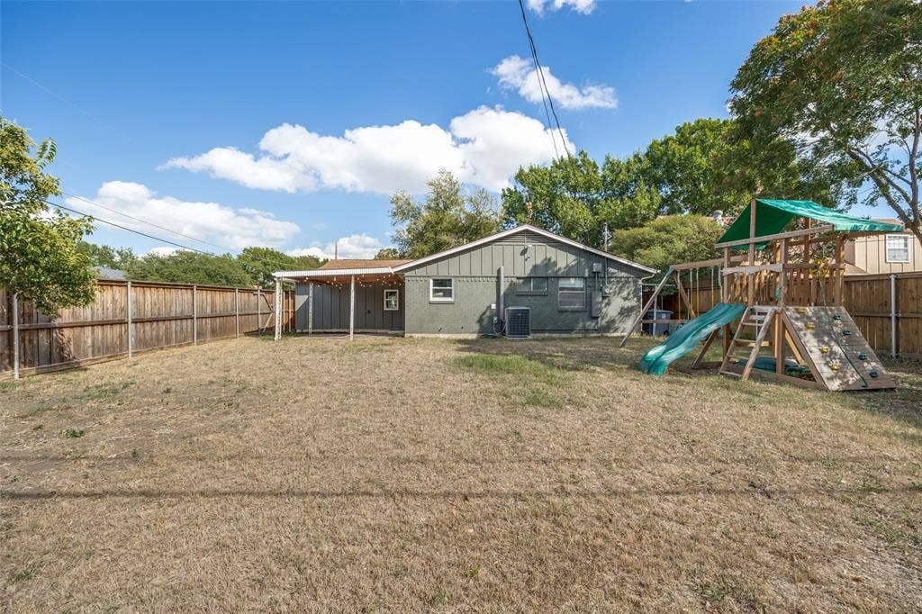 12657 Promenade Lane, Dallas, TX 75238 Large backyard!
