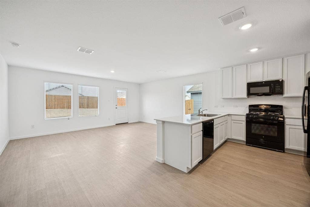 1616 Baugh Street, McKinney, TX 75071 1616 Baugh Street, McKinney, TX 75071