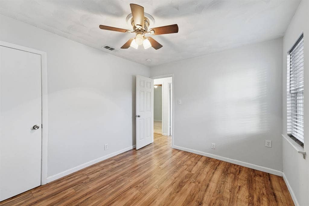 1005 Blanco Drive, Euless, TX 76039