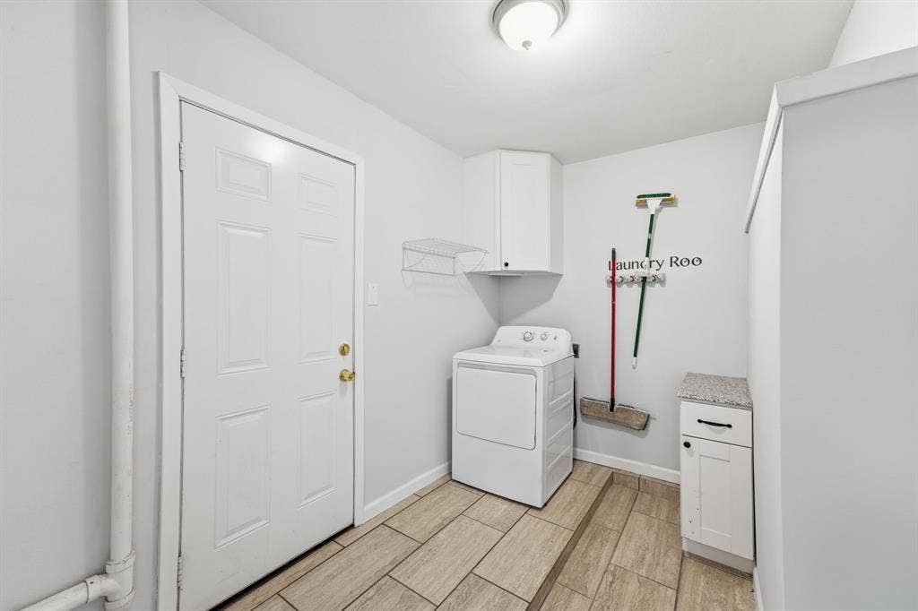 1005 Blanco Drive, Euless, TX 76039
