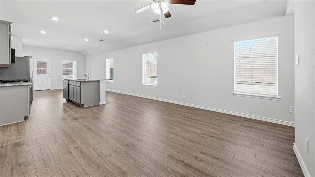 2048 Whispering Lane, Celina, TX 75009 2048 Whispering Lane, Celina, TX 75009