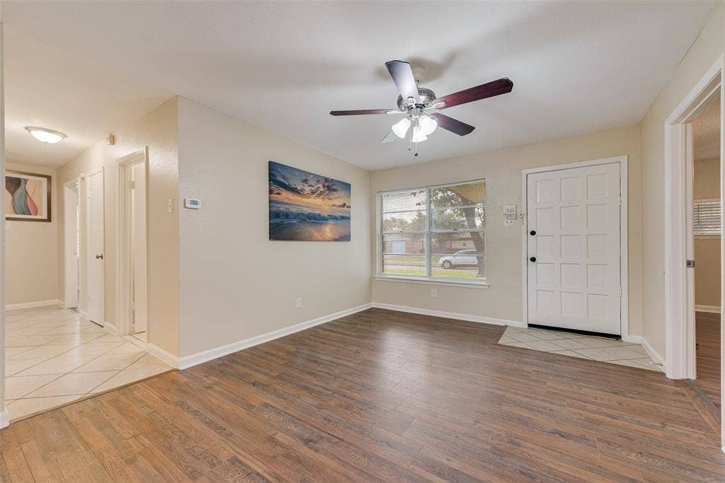 727 Sara Drive, Mesquite, TX 75149 727 Sara Drive, Mesquite, TX 75149