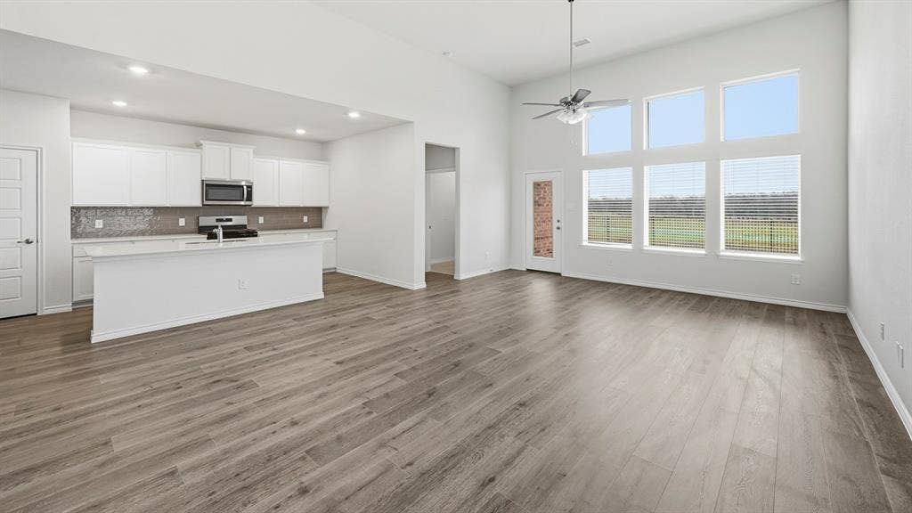 2452 Eagle Mountain Way, Celina, TX 75009 2452 Eagle Mountain Way, Celina, TX 75009