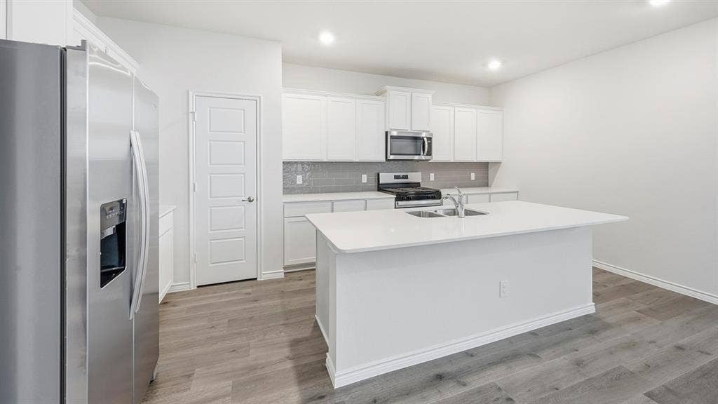 2452 Eagle Mountain Way, Celina, TX 75009 2452 Eagle Mountain Way, Celina, TX 75009