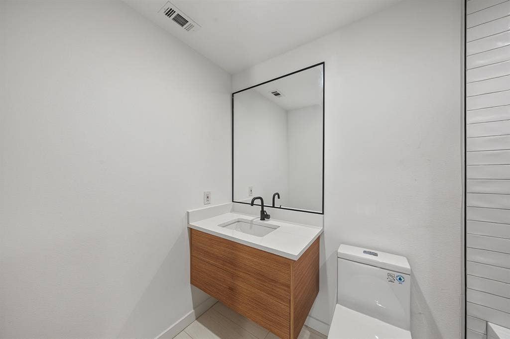 14140 Edgecrest Drive, Dallas, TX 75254 14140 Edgecrest Drive, Dallas, TX 75254