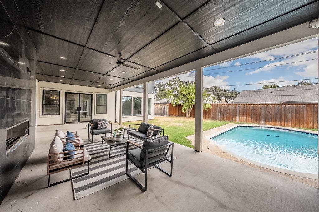 14140 Edgecrest Drive, Dallas, TX 75254 14140 Edgecrest Drive, Dallas, TX 75254