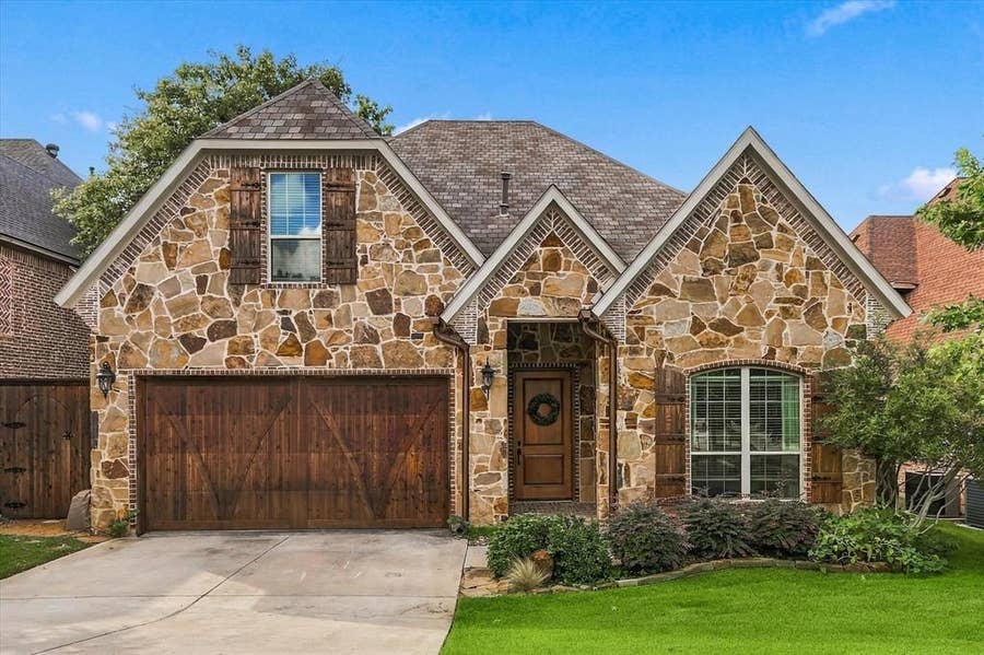 Property photo for 304 Thistle Ridge, Denton, TX